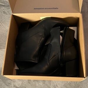 Amazon Essentials Black Leather Ankle Booties with Block Heel